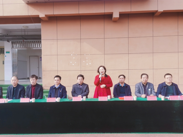 河南爱心之家助学捐赠走进三门峡卢氏县